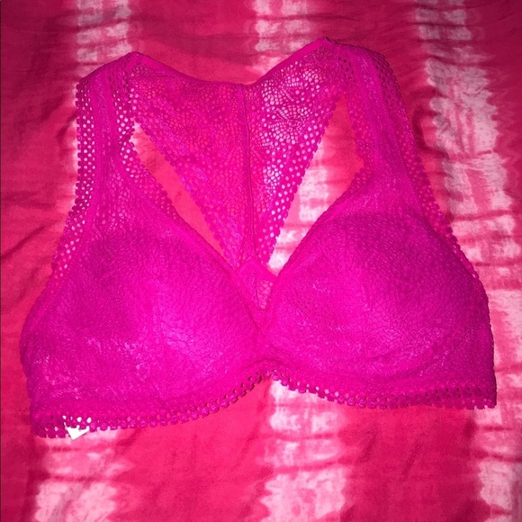 Hot Pink Vitcoria's Secret Sports Bralette - Picture 1 of 4